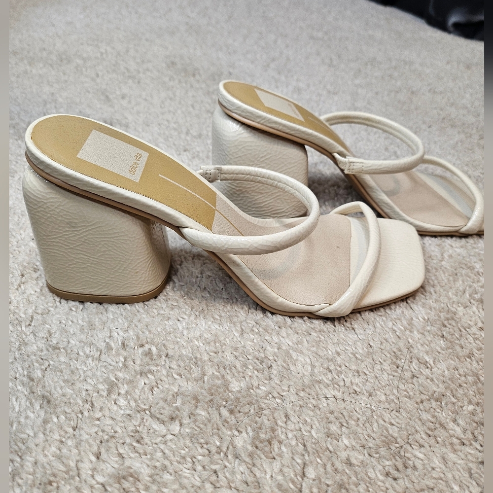 Elegant White Strappy Women's Heels